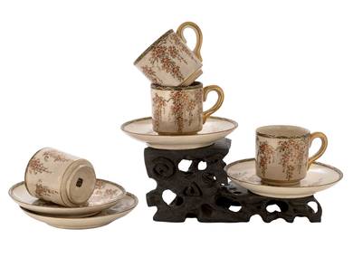 Набор посуды из 8 предметов Япония # 42565 ручная роспись с золотом фарфор: четыре чашки по 64 мл с блюдцами